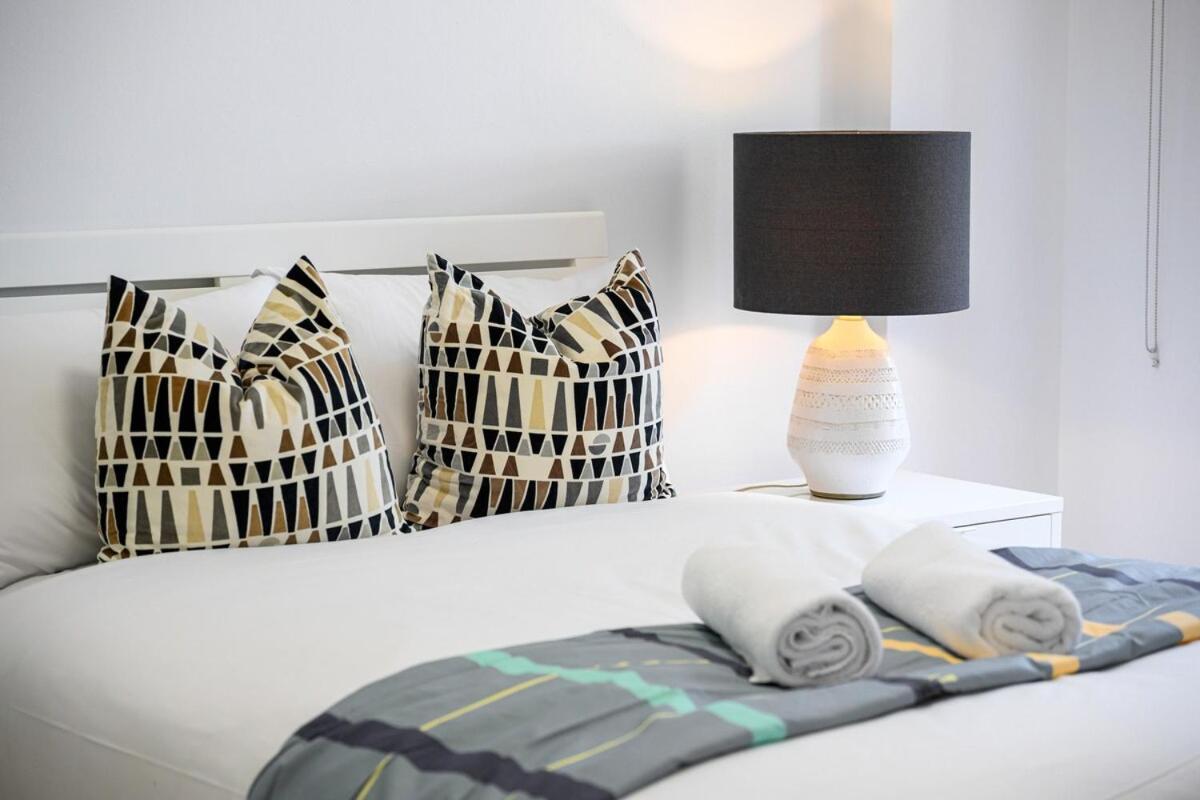 Apartment Redfern 2br With Balcony Free Parking Near Cbd